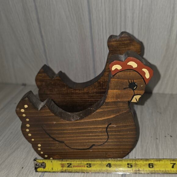 Vtg Wood Chicken Hen Napkin Holder Hand Painted Ajustable Farmhouse Country - Picture 3 of 6